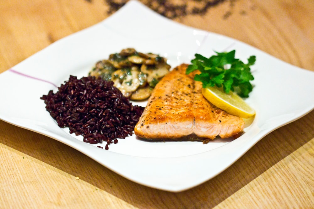 Lachs mit Champignons